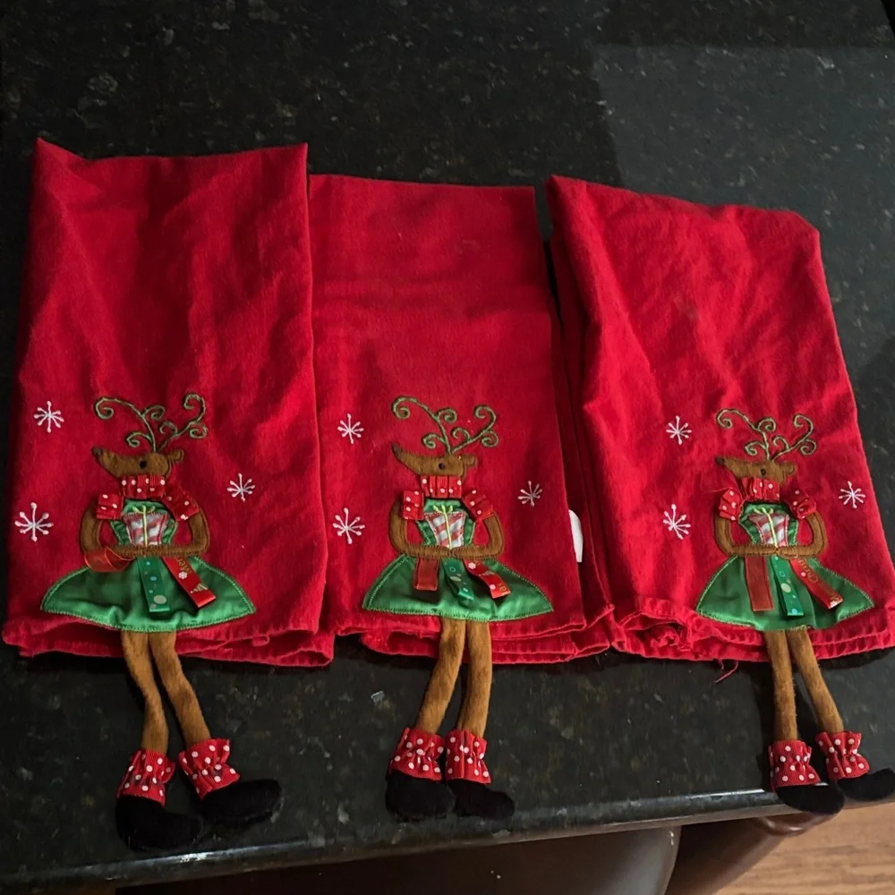 Pier One Festive Red Reindeer Christmas Drying Dish Tea Towels Set of 3